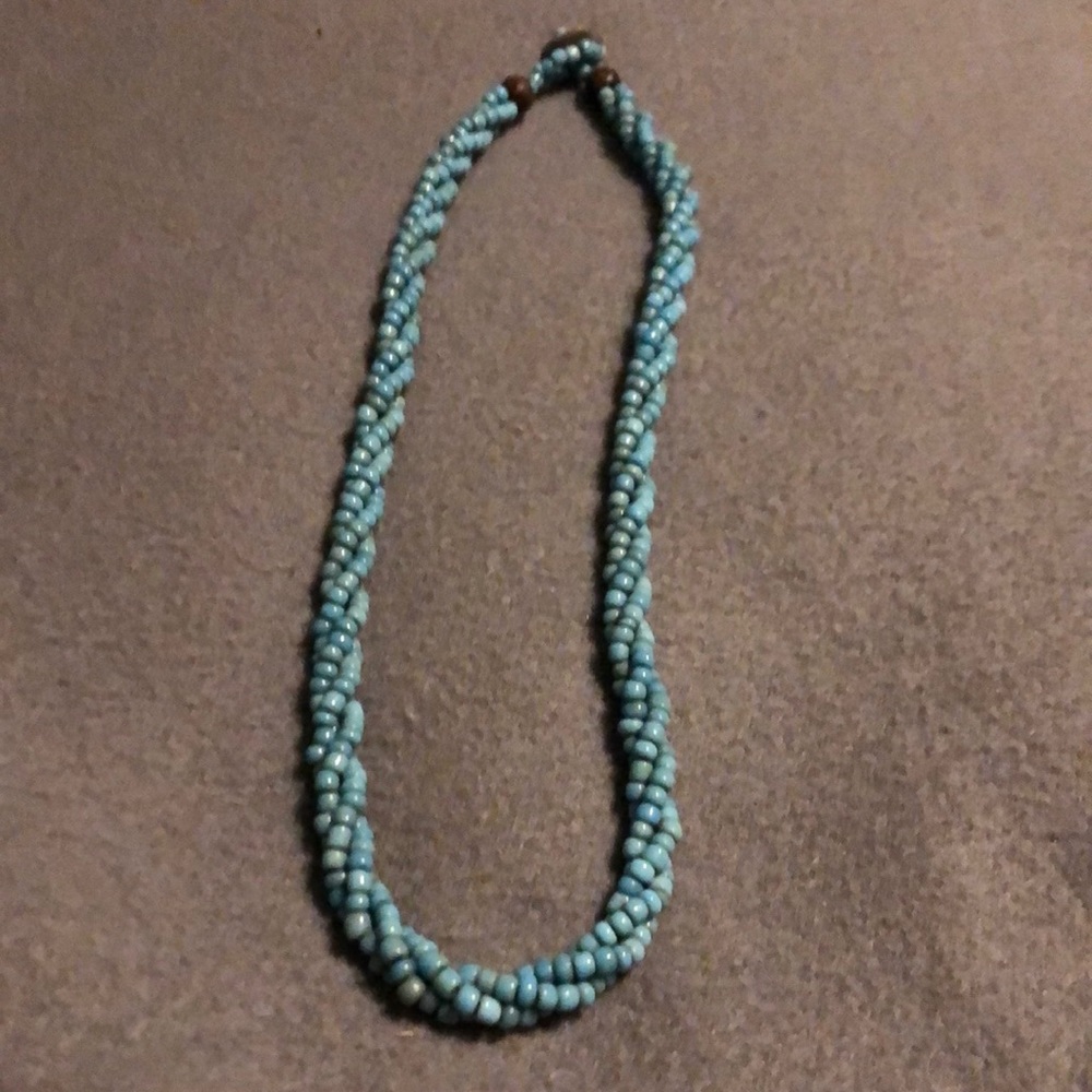 Vintage southwestern turquoise bead necklace. Very cool!